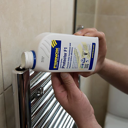 Fernox Central Heating Protector 500ml 2 Fernox Central Heating Protector 500ml - Image 2